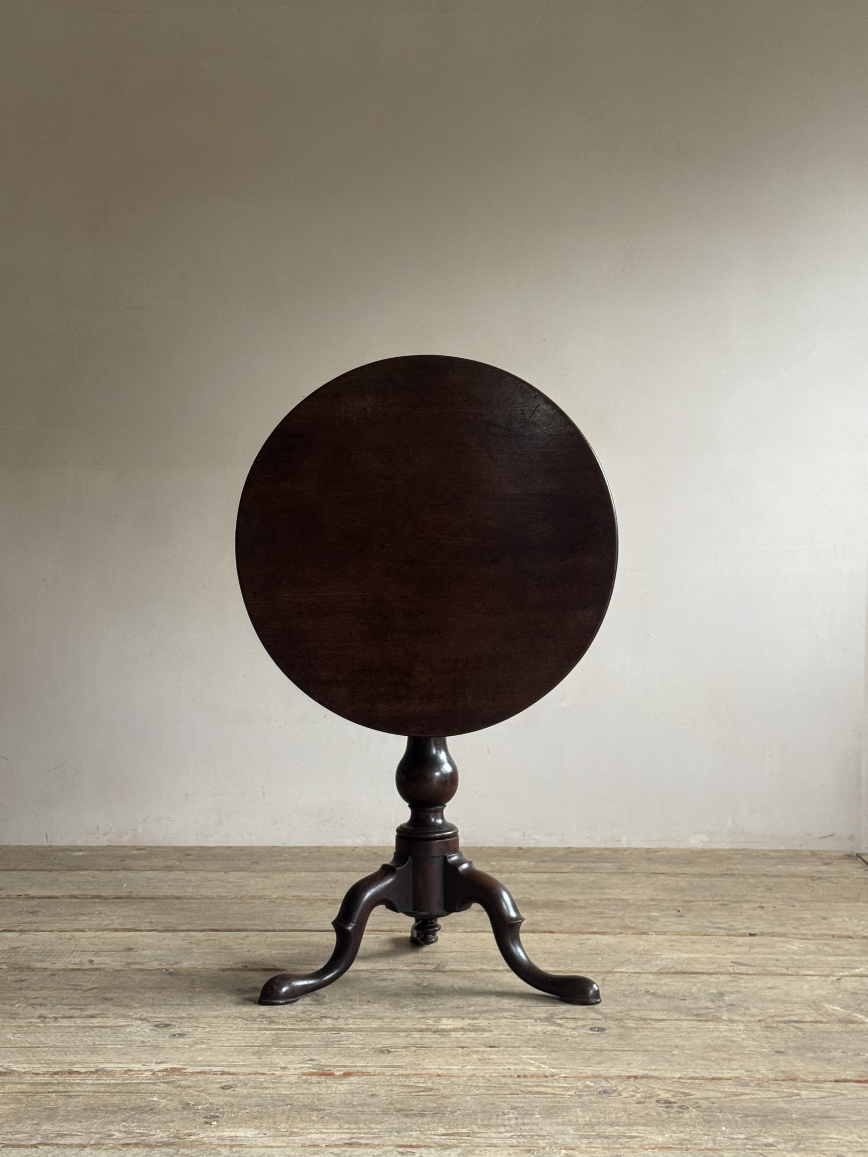 A George III Mahogany Tripod Table image 12