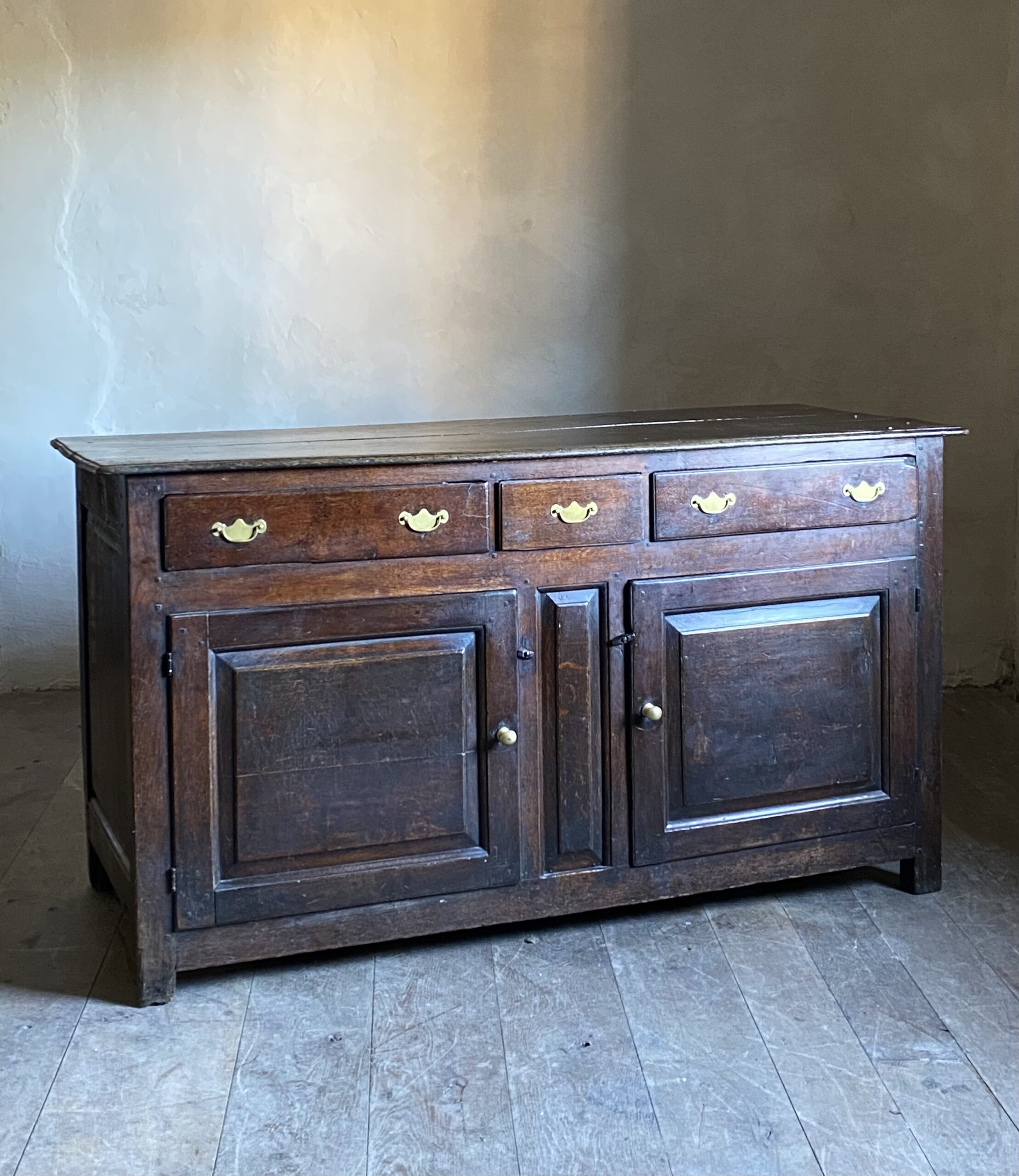 18thC Oak Westmorland Dresser image 6
