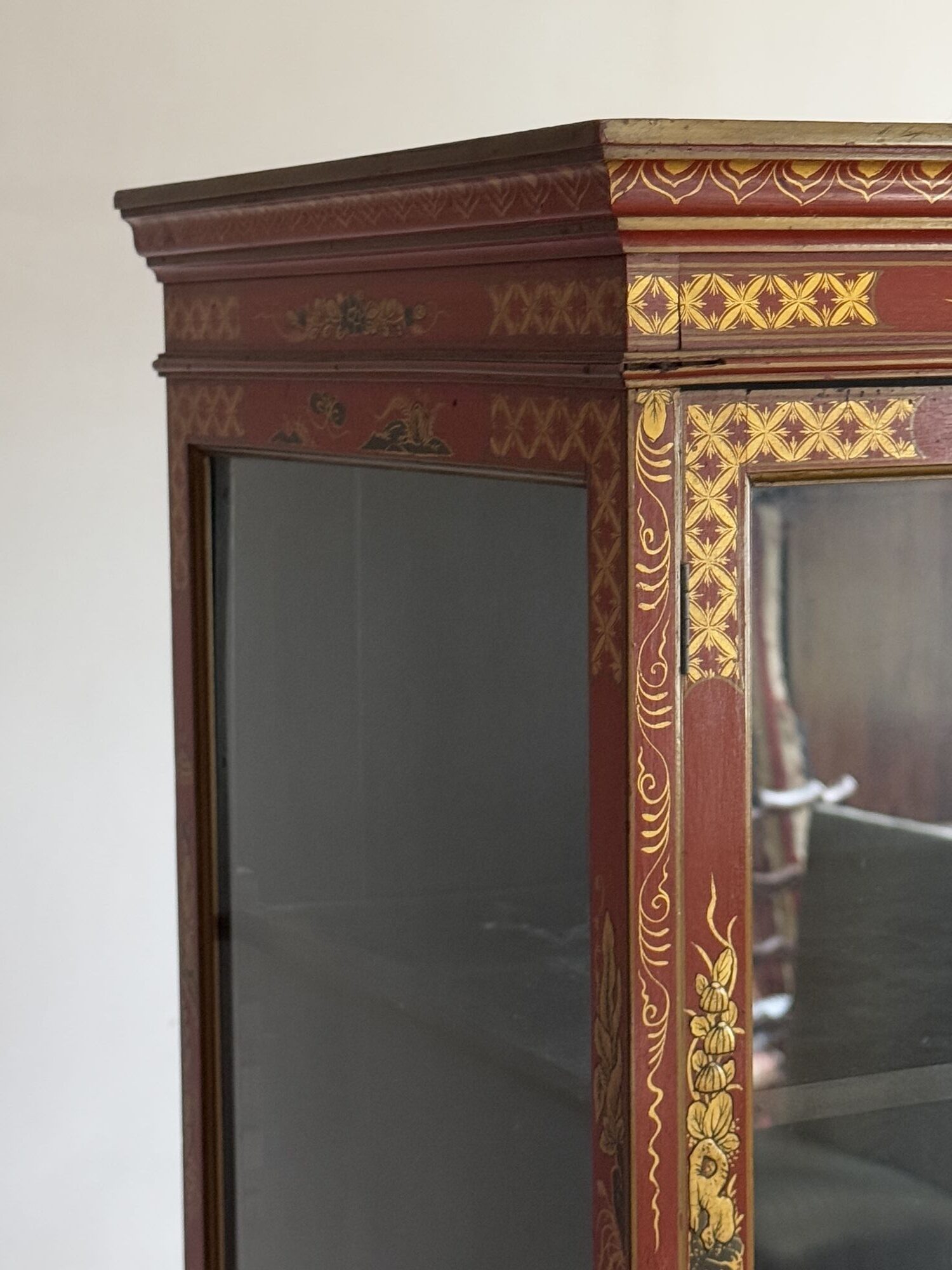 Red lacquered mahogany china cabinet image 5