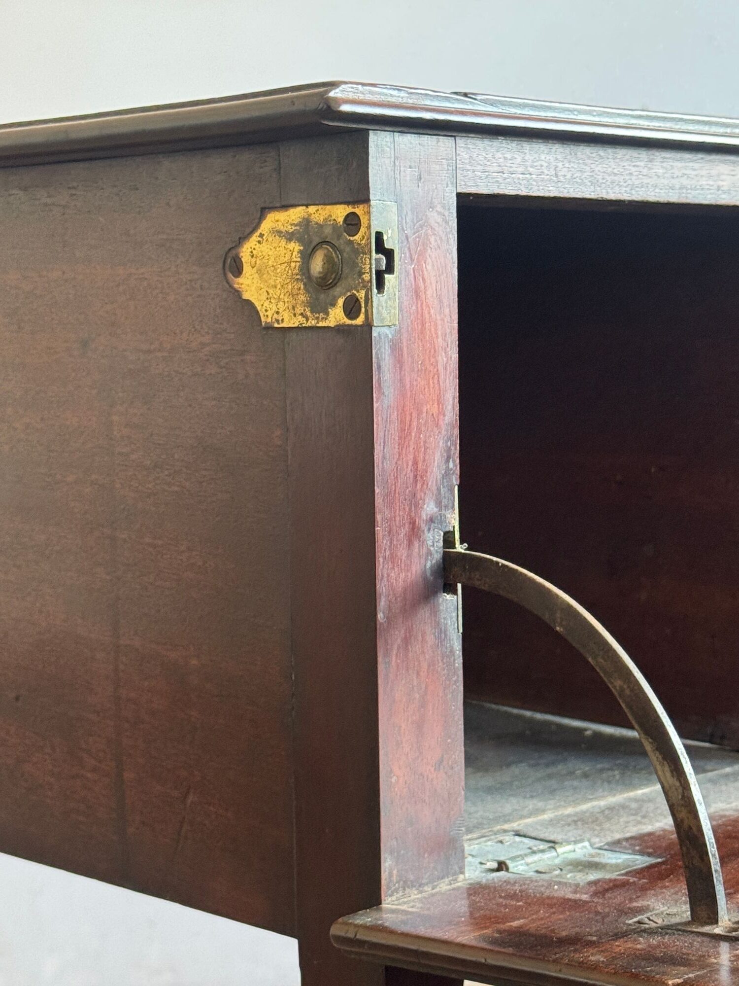 Georgian Mahogany Deception Table image 10