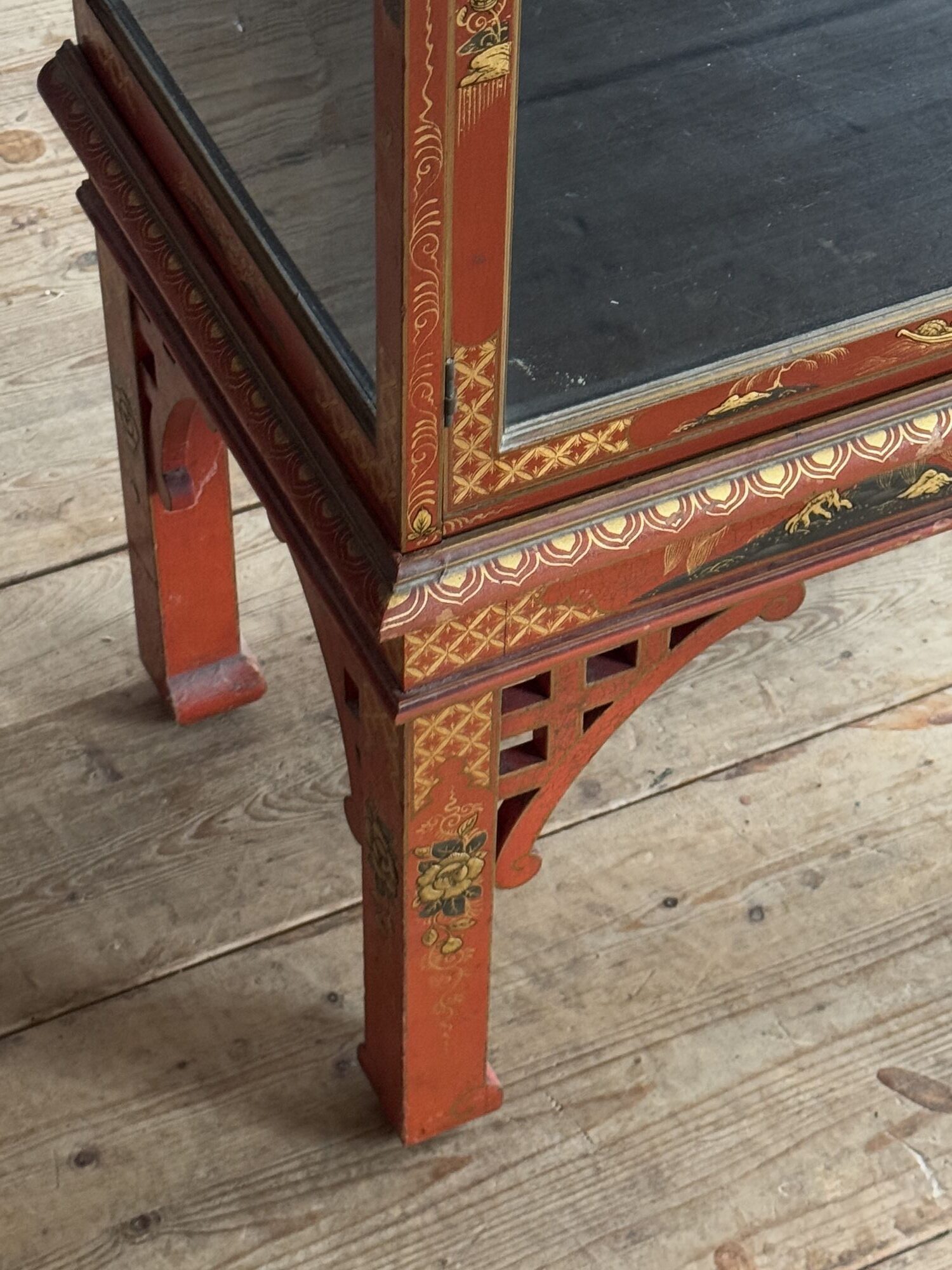 Red lacquered mahogany china cabinet image 8