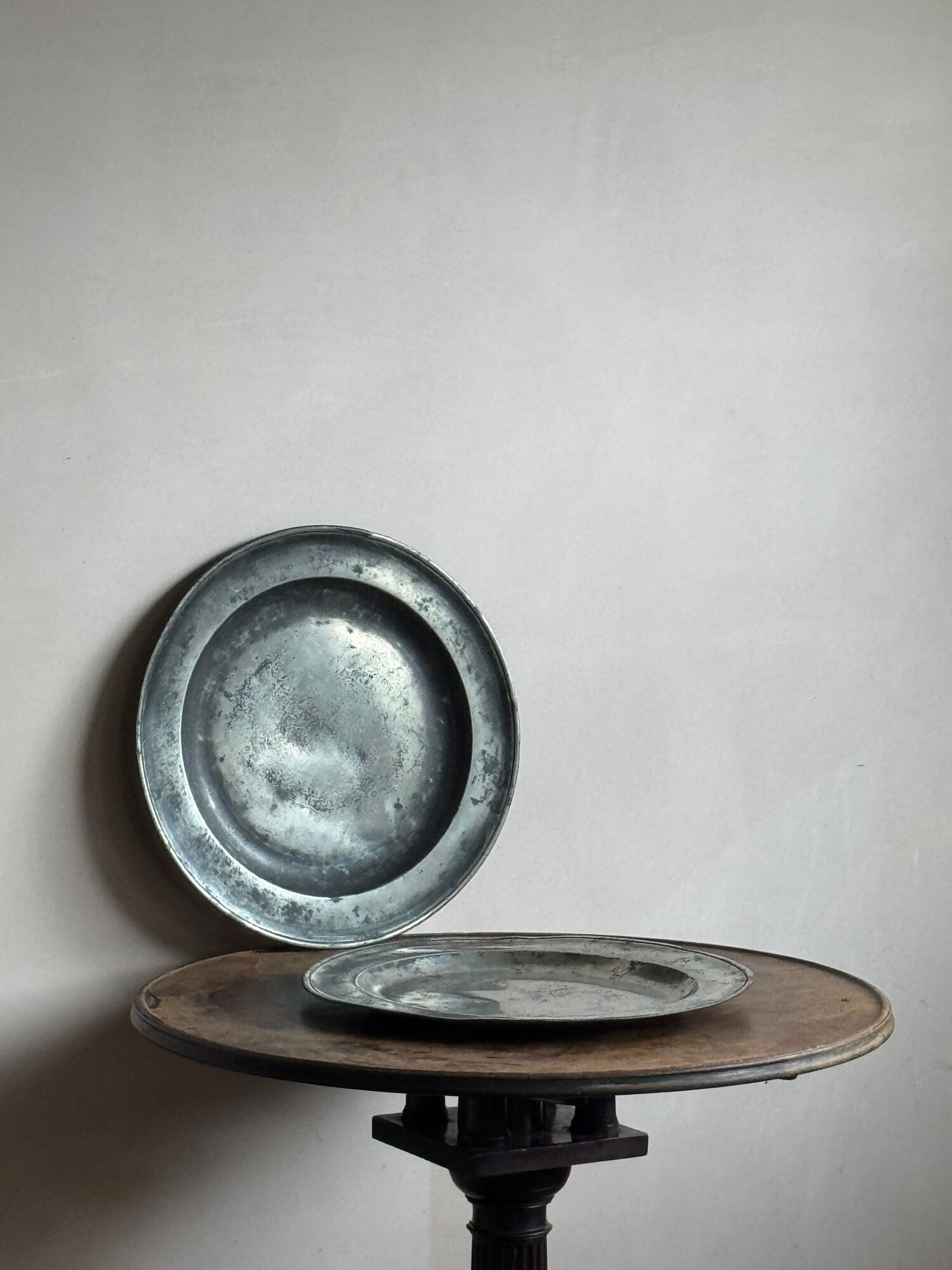 A pair of 18thC English pewter chargers