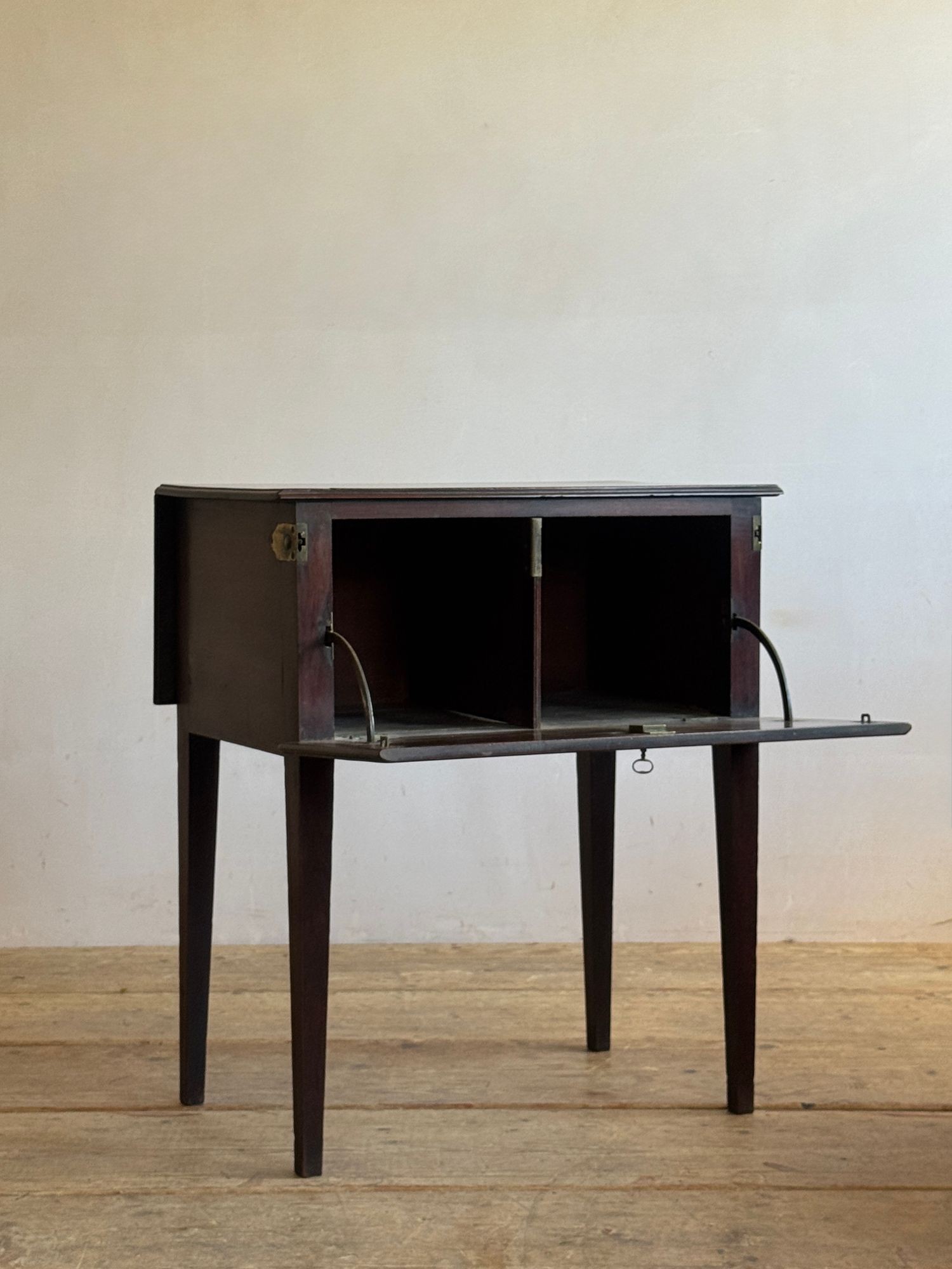 Georgian Mahogany Deception Table image 12
