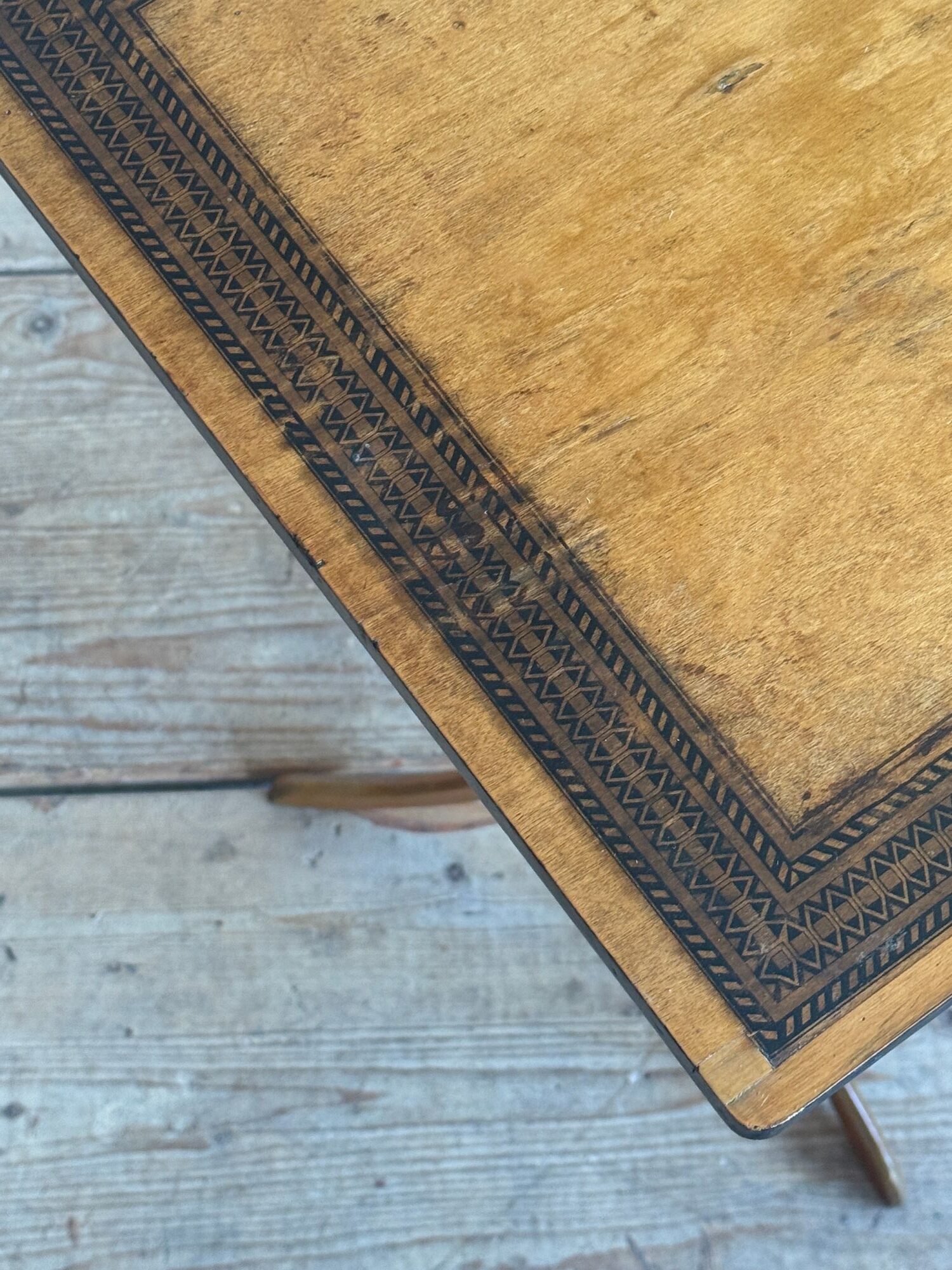 Penwork decorated tripod table image 3