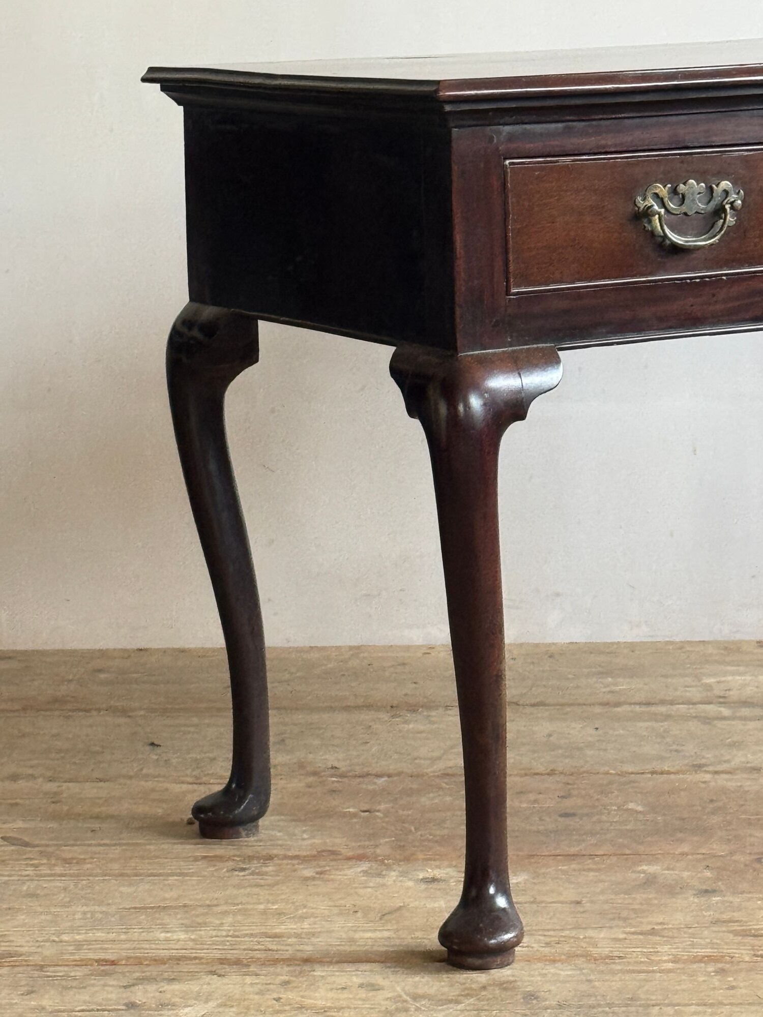 George II side table image 5