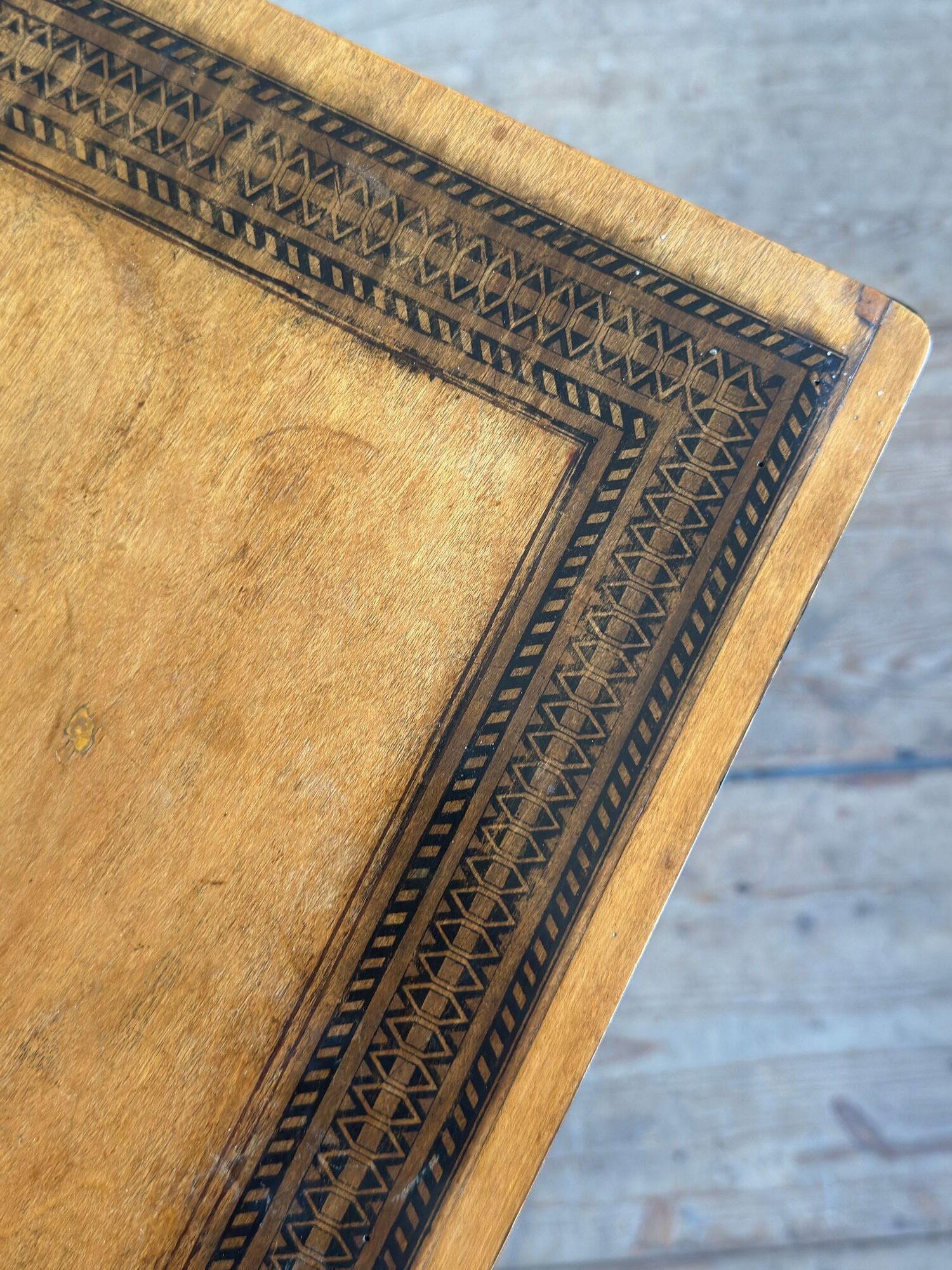 Penwork decorated tripod table image 5