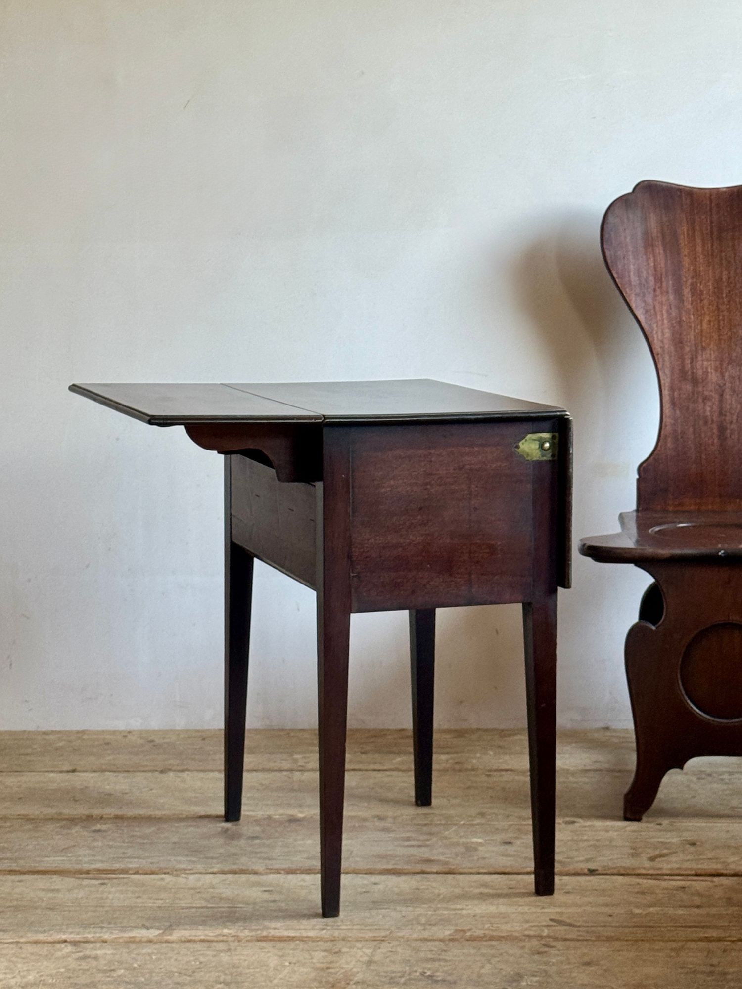 Georgian Mahogany Deception Table image 7