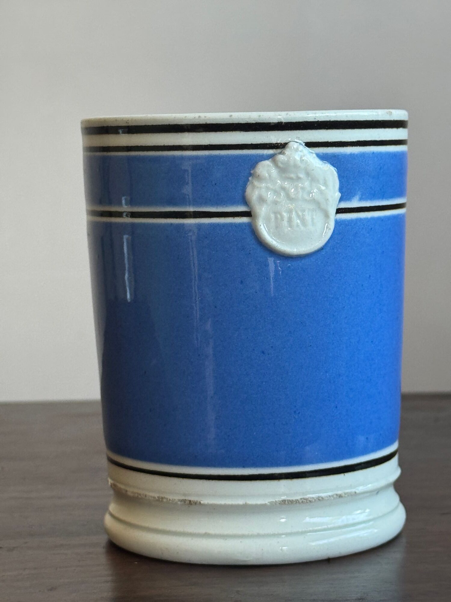 A Victorian Blue-Banded Pint Measure image 3