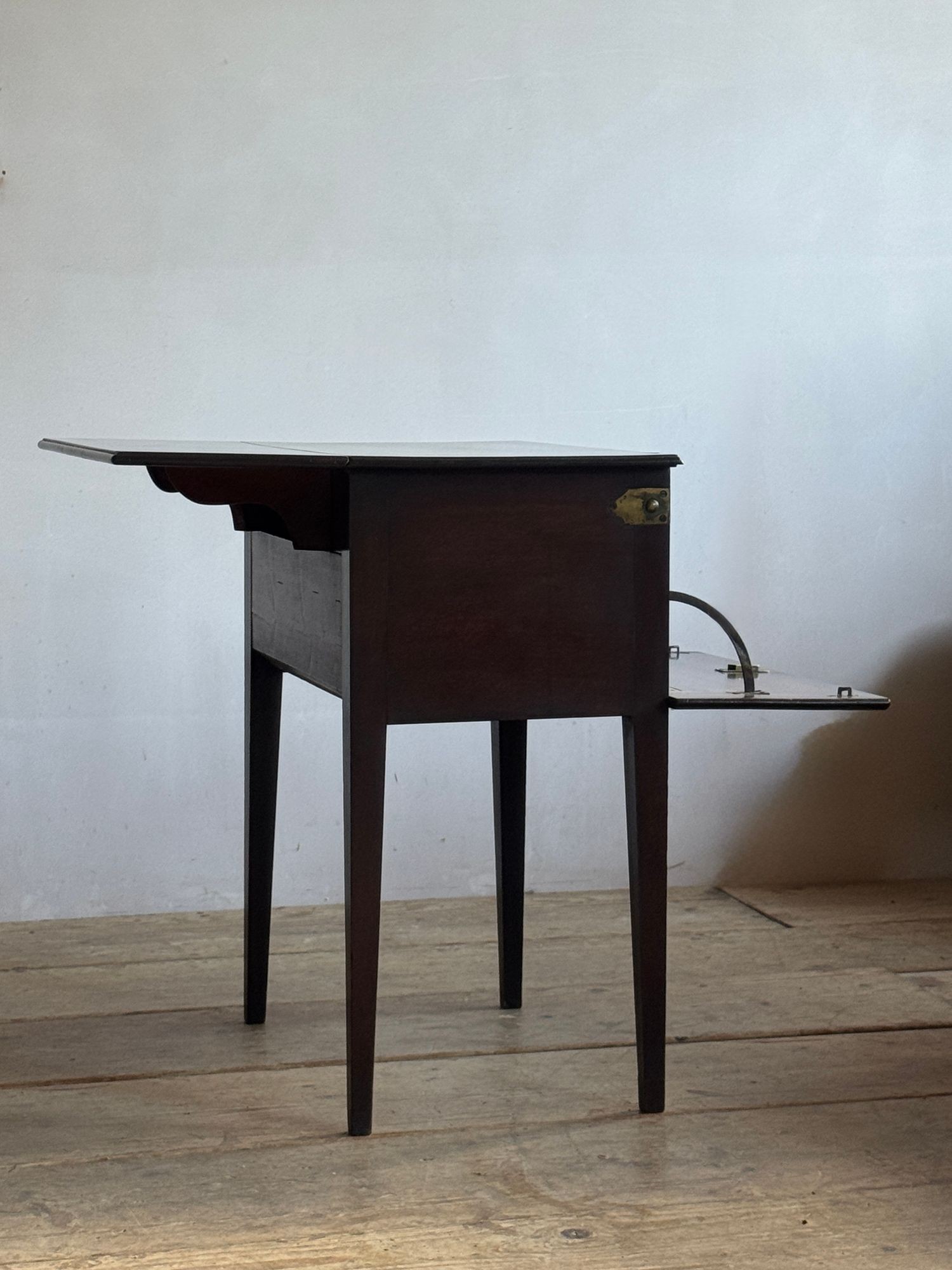 Georgian Mahogany Deception Table image 6