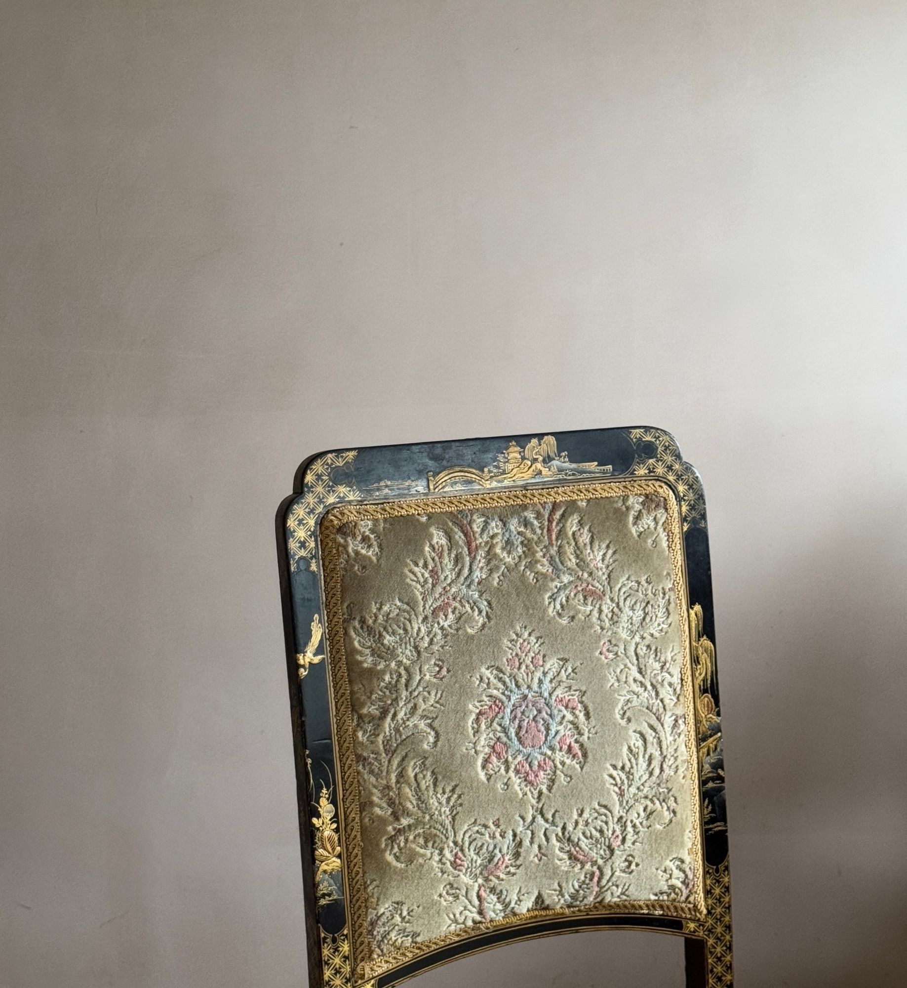 Four black and gold lacquered chinoiserie dining chairs. image 6