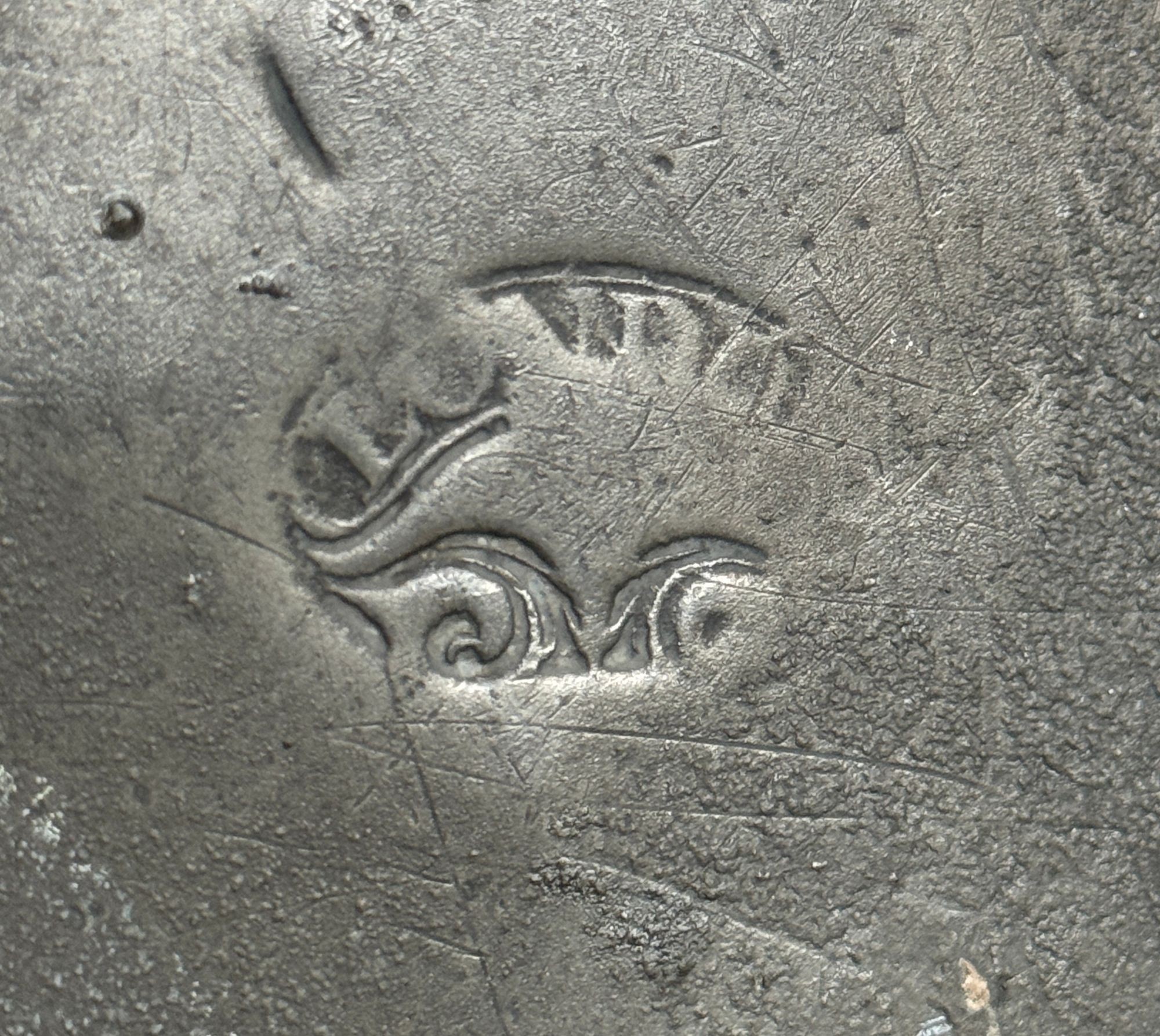 A pair of 18thC English pewter chargers image 8